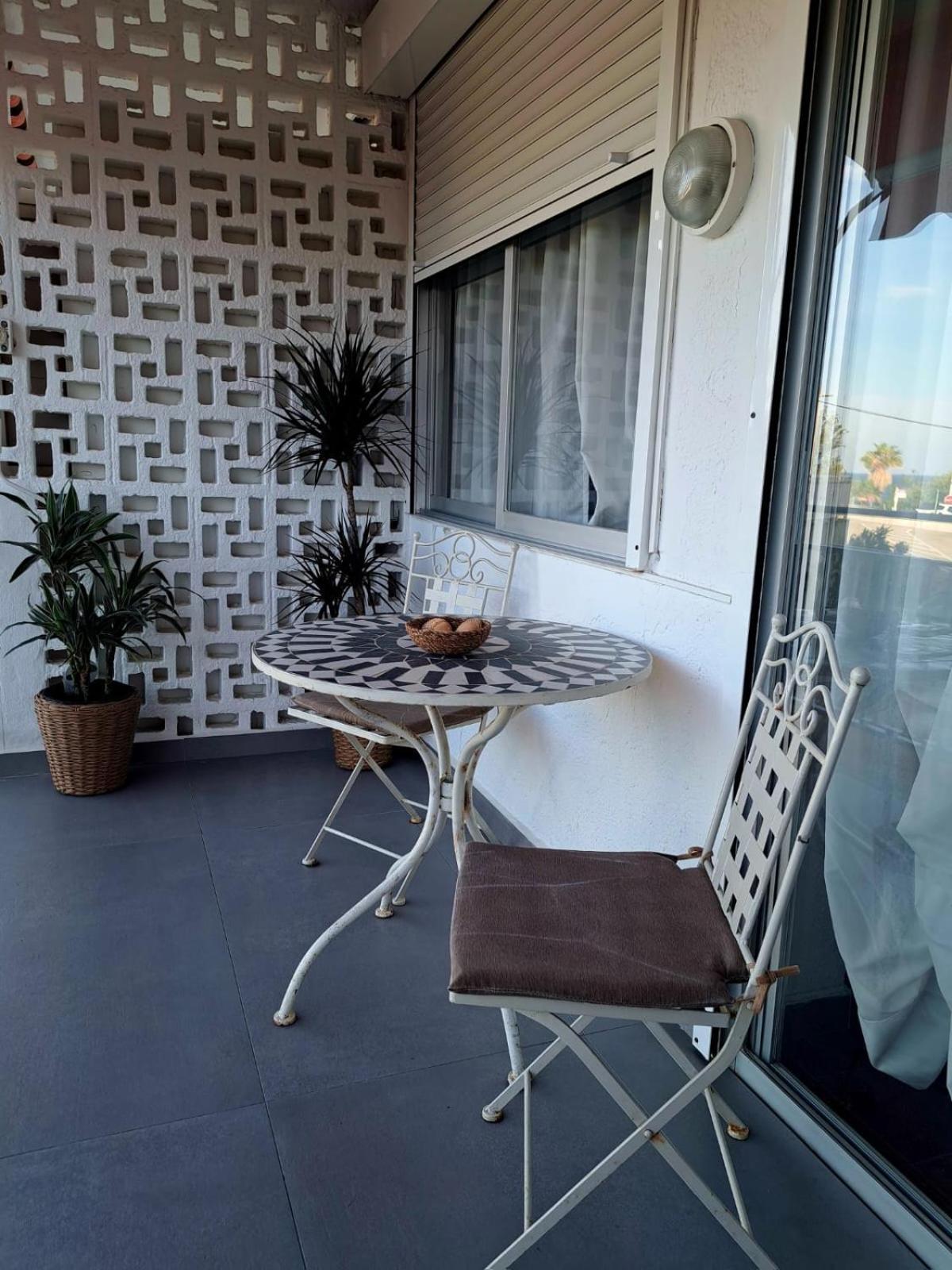 Apartment In Front Of Arrabassada Beach ตาร์ราโกนา ภายนอก รูปภาพ