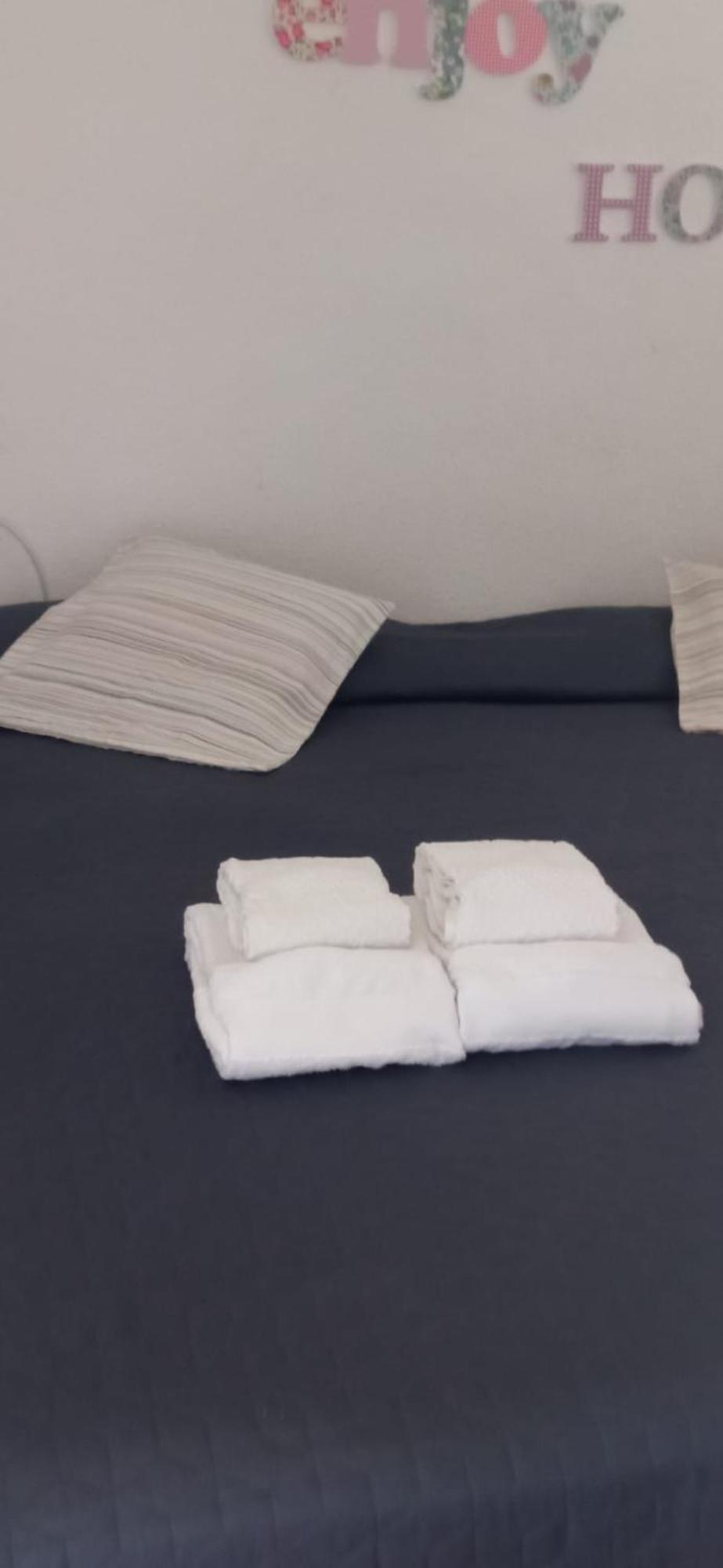 Apartment In Front Of Arrabassada Beach ตาร์ราโกนา ภายนอก รูปภาพ